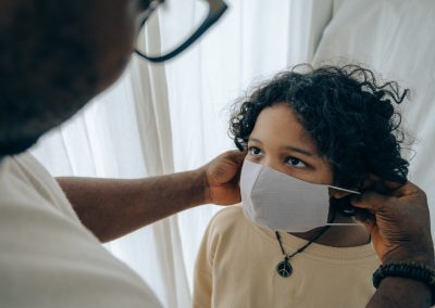 Como fortalecer a imunidade de crianças enquanto esperam pela vacina anti-Covid