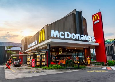 McDonald’s abre cursos internos para jovens em busca de emprego