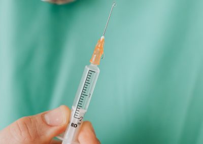 SP antecipa para 21 dias aplicação da segunda dose da vacina da Pfizer em adultos