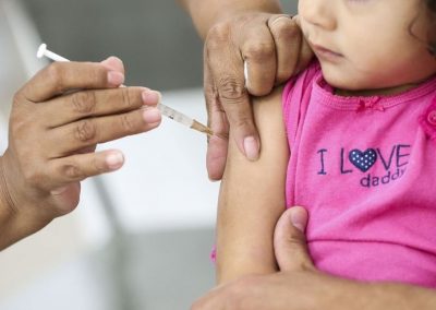 Decisão sobre vacinação em crianças será tomada nesta quarta (5)