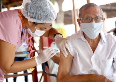 SP começa a vacinar idosos a partir de 60 anos contra a gripe