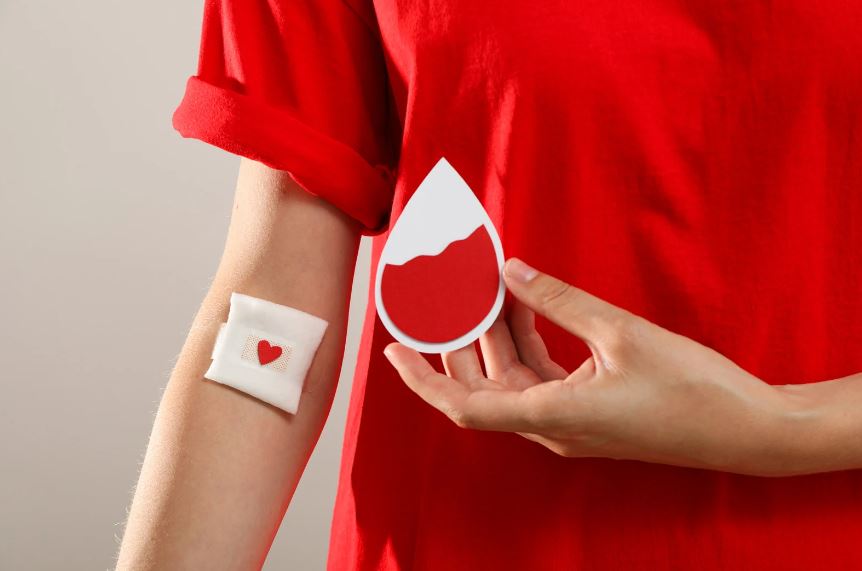 Bancos de sangue precisam de mais doações nesta época do ano, alerta hematologista