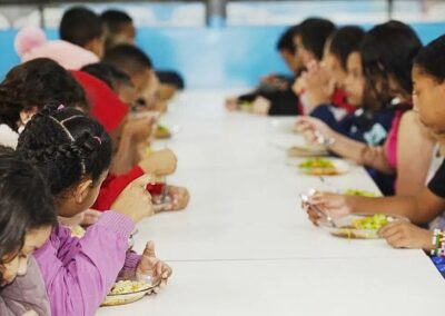 Almoço garantido nas férias: escolas estaduais de SP recebem inscrições até 27/06
