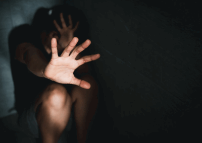 Capacitação gratuita prepara profissionais para acolher mulheres com deficiência vítimas de violência